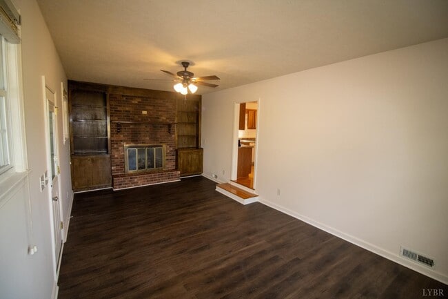 Photo - 1777 Clover Rd
