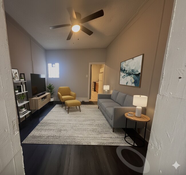 Building Photo - 2427 N Cleveland St Unit 1F