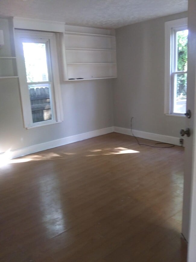 710 Belleaire Ave