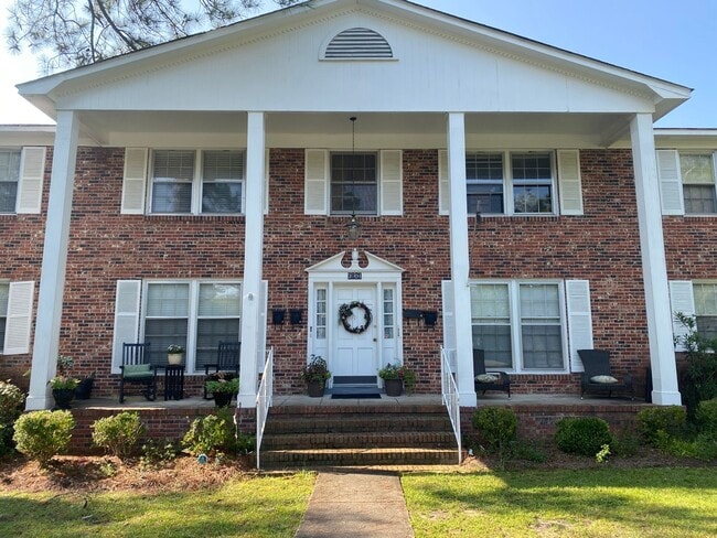 Building Photo - 2bd/1ba Condo Located  in Forest Acres