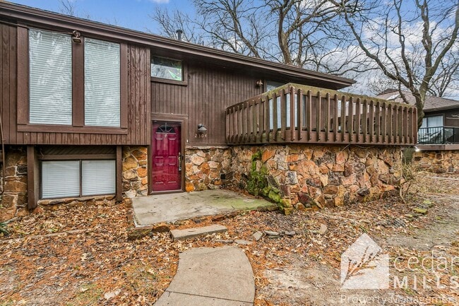 Building Photo - UPDATED 2 bedroom condo near Maize and Pawnee