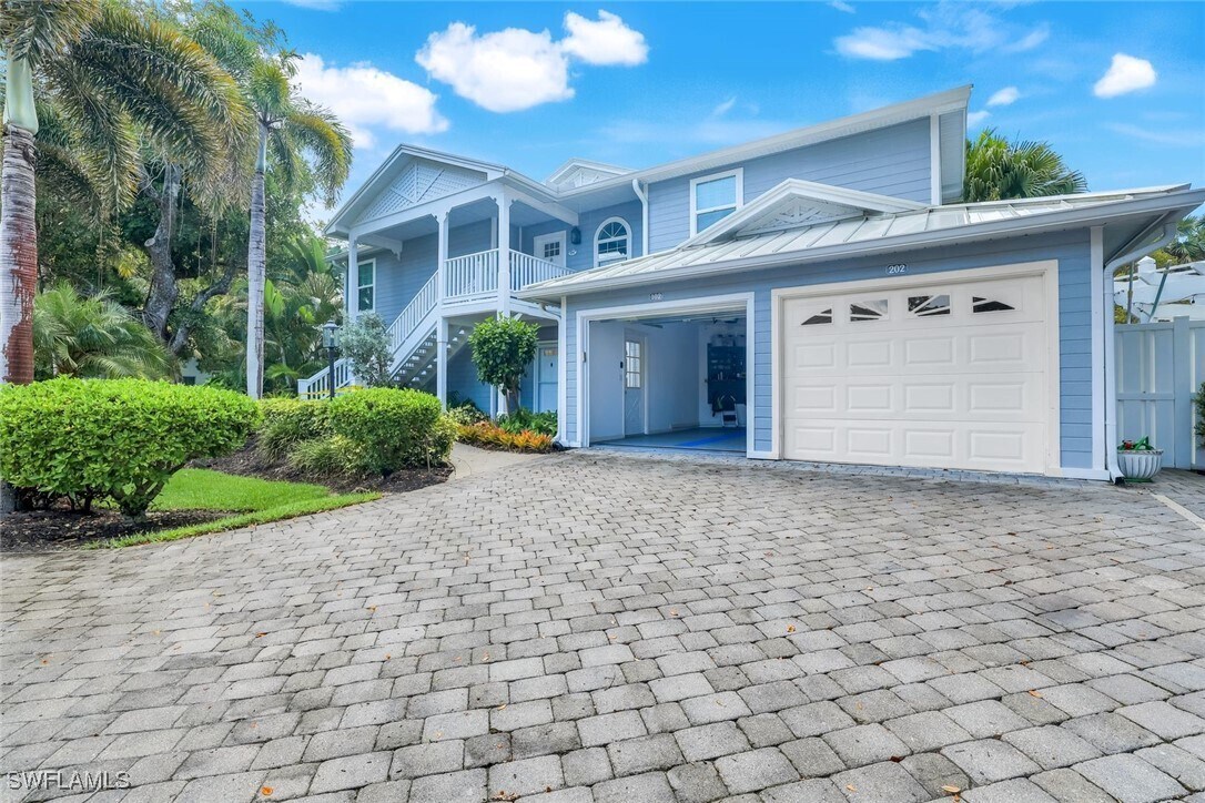 Photo - 376 3rd St S Unidad 102