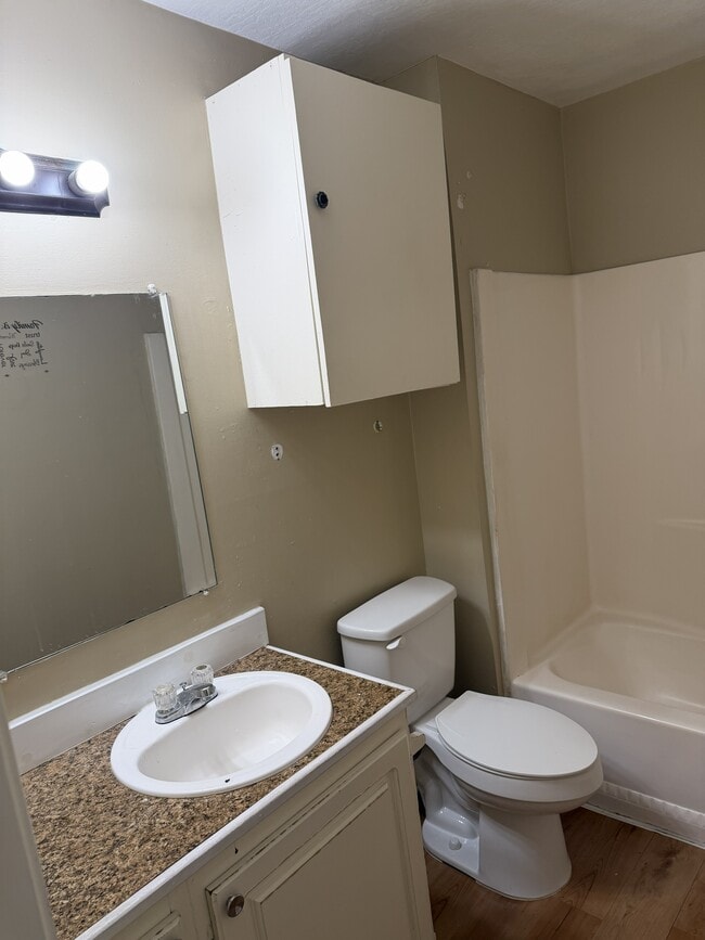 Photo - 125 West 9th Ave Unit 5