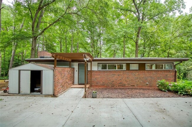 Photo - 2700 Brook Park Way