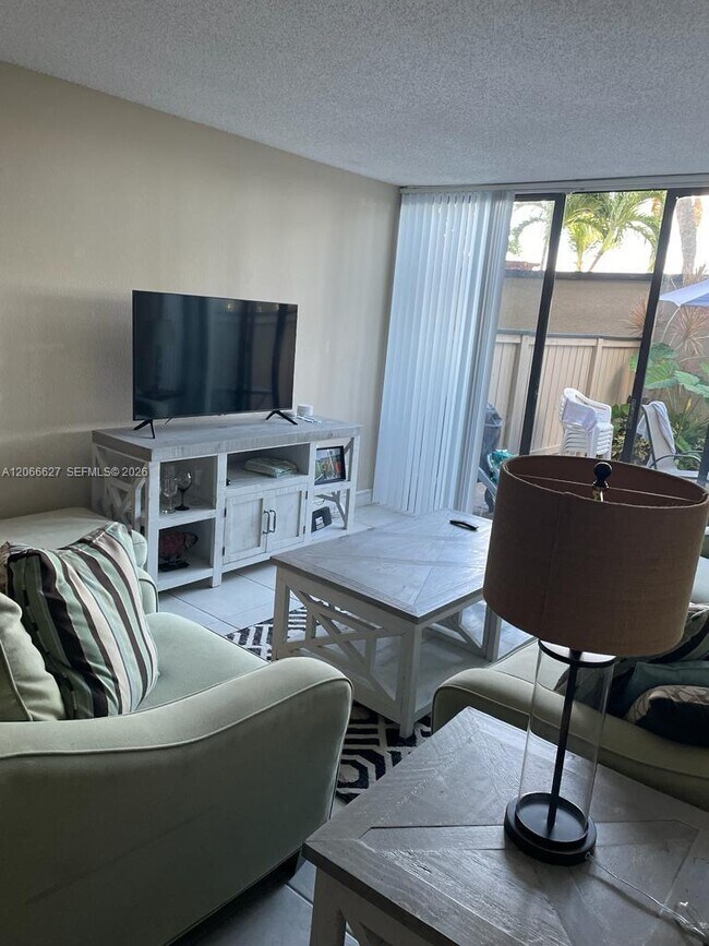 Photo - 1830 Embassy Dr Unit 118