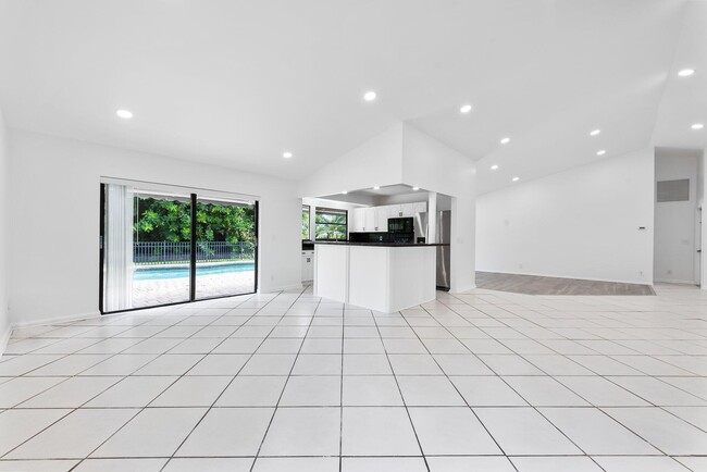 Photo - 9718 Lancaster Pl