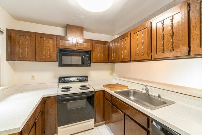 Photo - 3158 Phoenix Ln