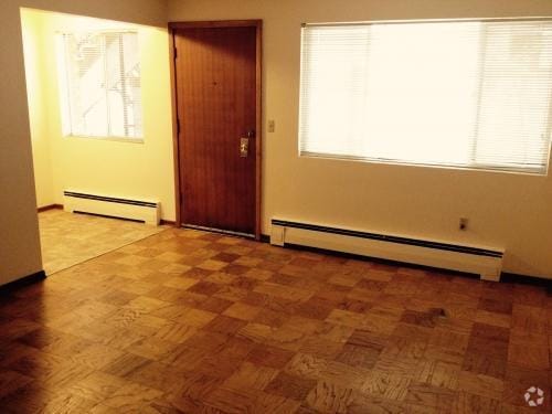 Building Photo - 1 bedroom in Seattle WA 98102 Unit 6 Rental