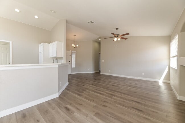Photo - 615 King Revere Ct