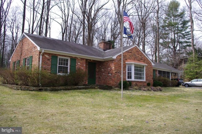 9001 Glenbrook Rd