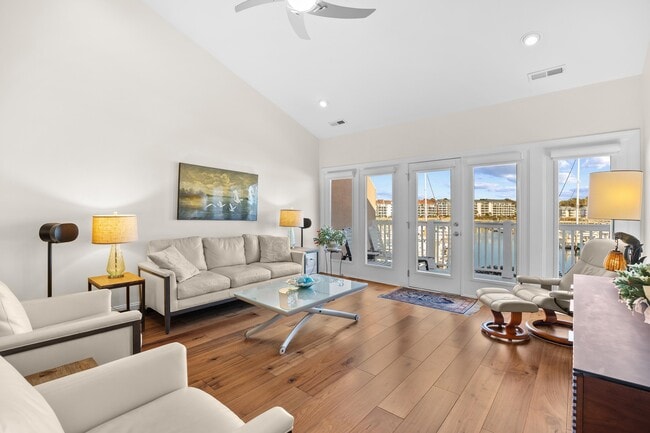 Photo - 4759 Lightkeepers Way