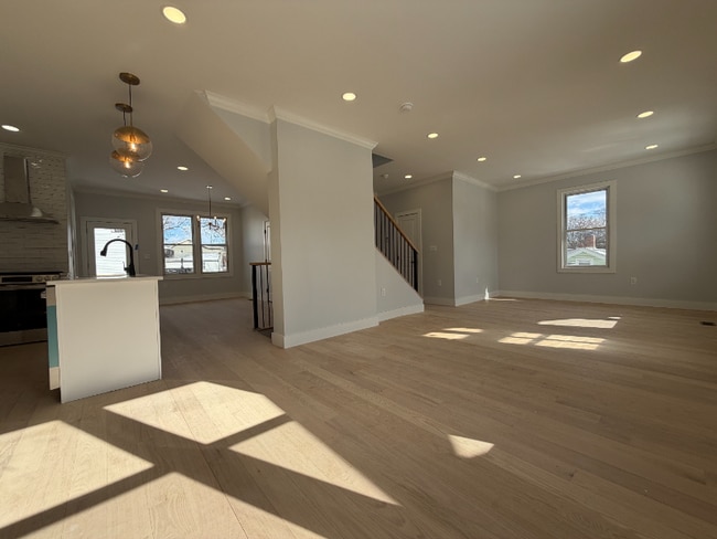 Building Photo - 3217 Central Ave NE