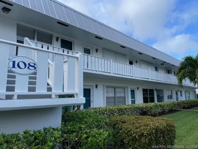 Building Photo - 2929 SE Ocean Blvd Unit 108-10