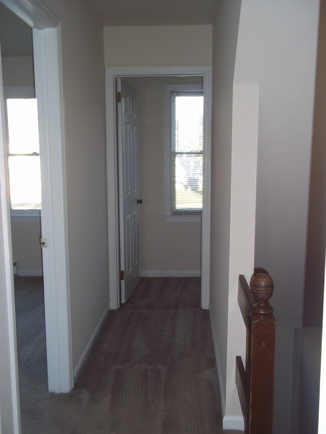 Photo - 223 Cross Keys Dr