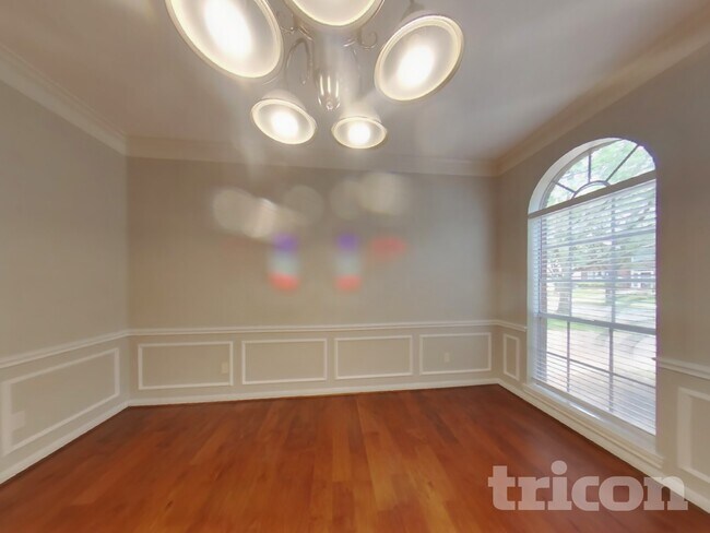Photo - 1507 Moon Shadow Ct