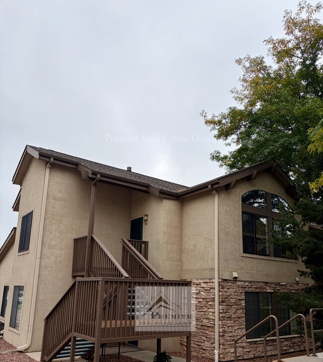 2195 Alicia Point