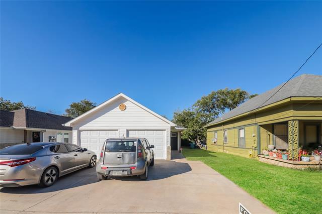 Photo - 916 N Throckmorton St