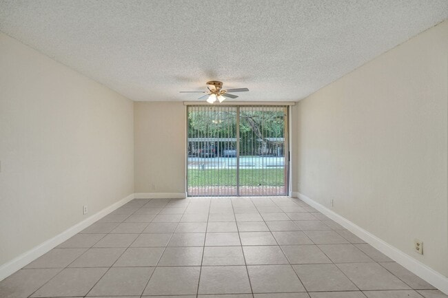Photo - 3 BED/2BATH Unit 111