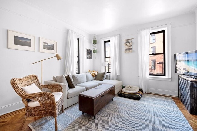 174 15th St Unit 5