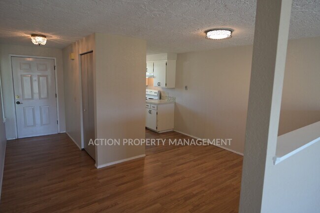 Photo - 2 bed 1.5 bath in 55+ community: water, sewer, garbage included!