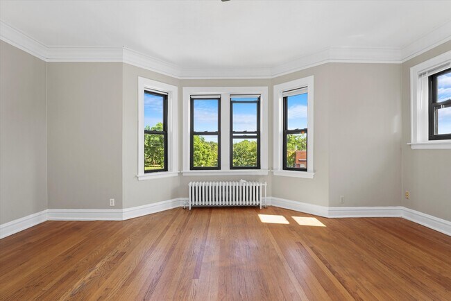 Photo - 44 Lawton Rd Unidad 1