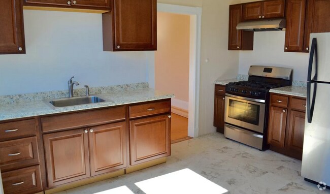 Building Photo - 280 Brookline St Unit 4R Rental