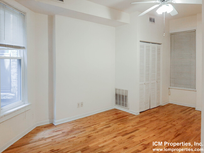 Photo - 2614 N Racine Ave Apartments Unit 2602