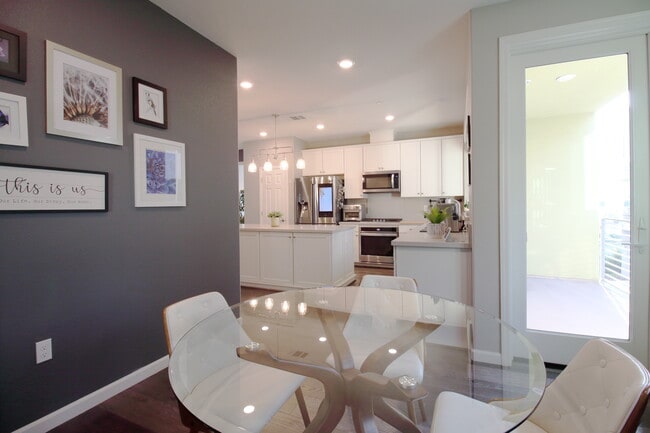 Photo - 164 Agustin Narvaez St