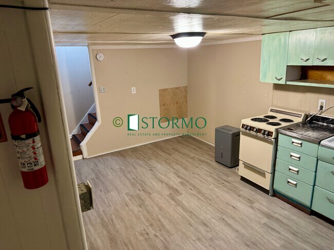 Photo - 914 8th Ave S Unidad 5