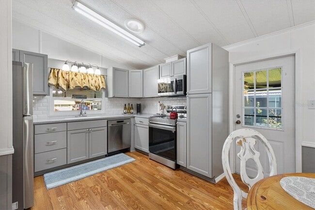 Photo - 732 Royal Palm Ave