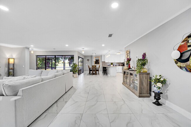 Photo - 1618 The 12th Fairway