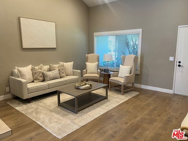 Photo - 21166 Vía Canon Unit 2