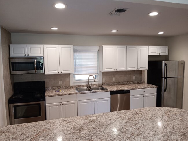 Photo - 1202 Marie St