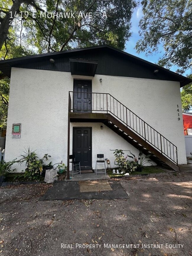 Building Photo - 1419 E Mohawk Ave Unit A