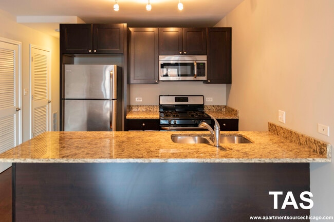 Photo - 1464 S Michigan Ave Unidad 2303