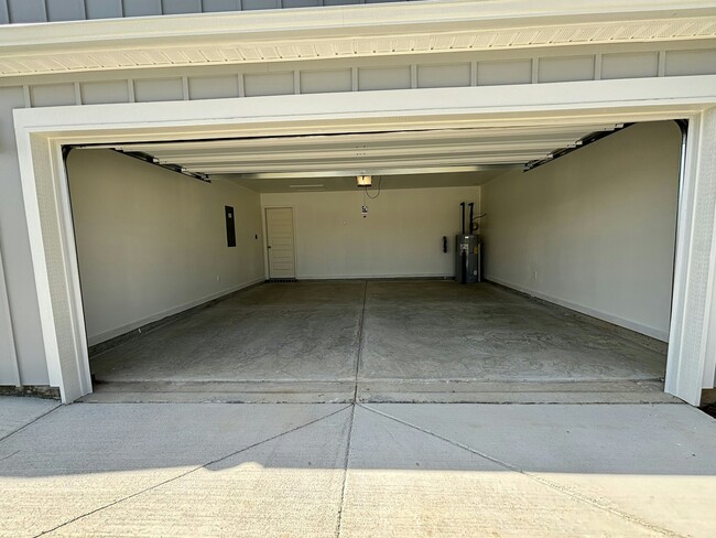 Photo - 505 Saddlewood Cv