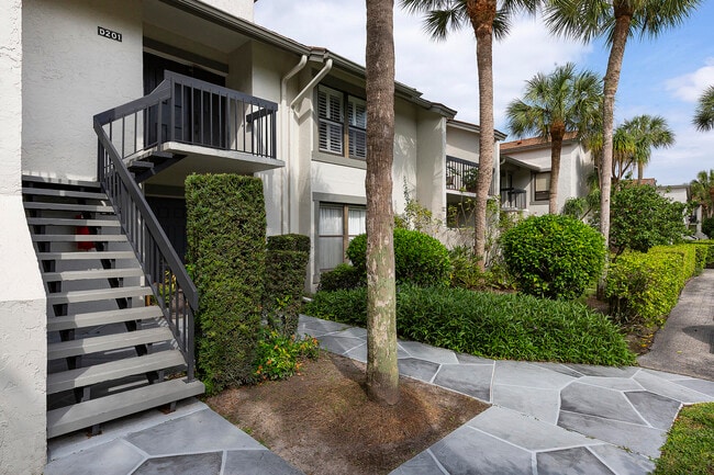 Photo - 11355 Pond View Dr Unit D201