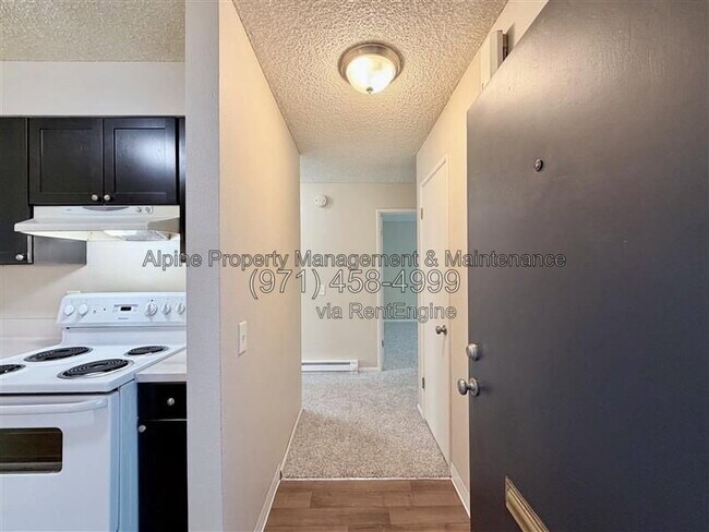 Photo - 17890 SW Alexander St Unit 7