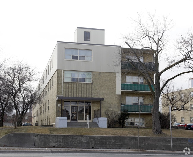 Building Photo - 1515 Wilson Ave