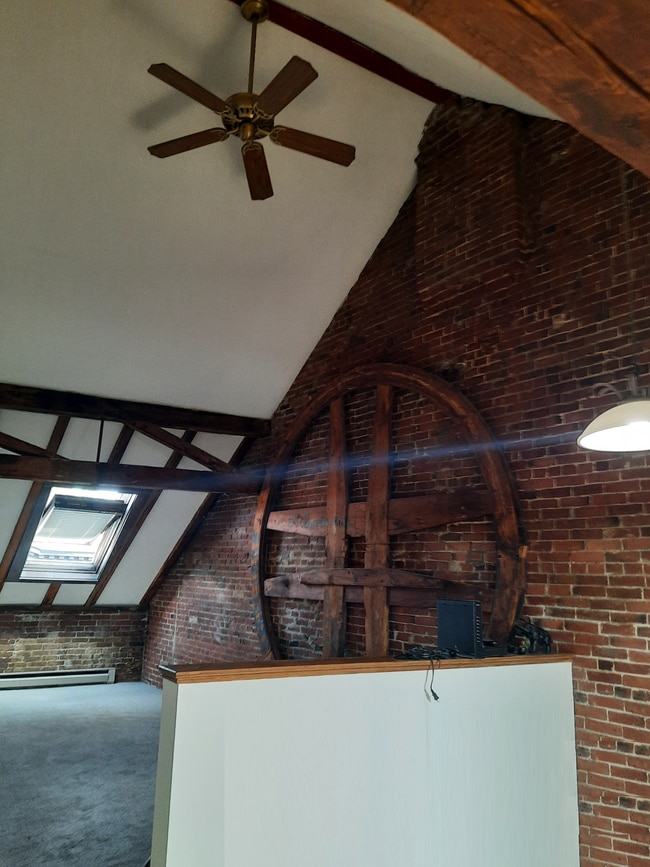 Photo - 42 Market St Unit Apt #3