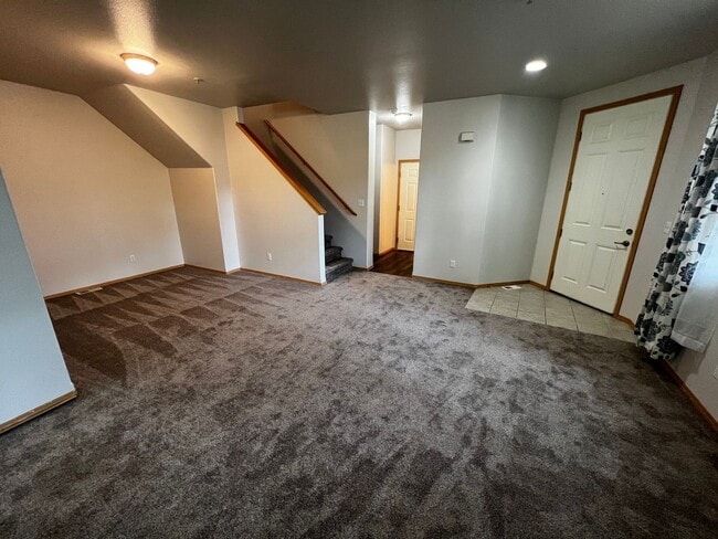Photo - DuPont, end unit, 3 bedroom, 2.5 bath Townhome