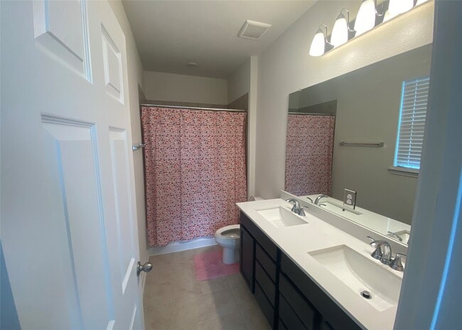 Building Photo - 4414 Adlington St Rental