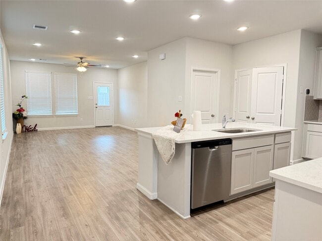 Photo - 12915 Catfish River Ct