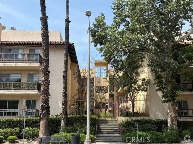 Building Photo - 1127 E Del Mar Blvd Unit 229 Rental
