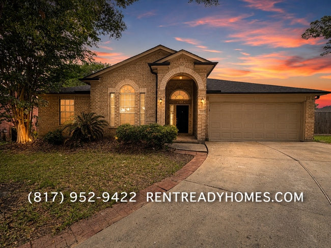 Building Photo - 21915 Reddingwood Ct