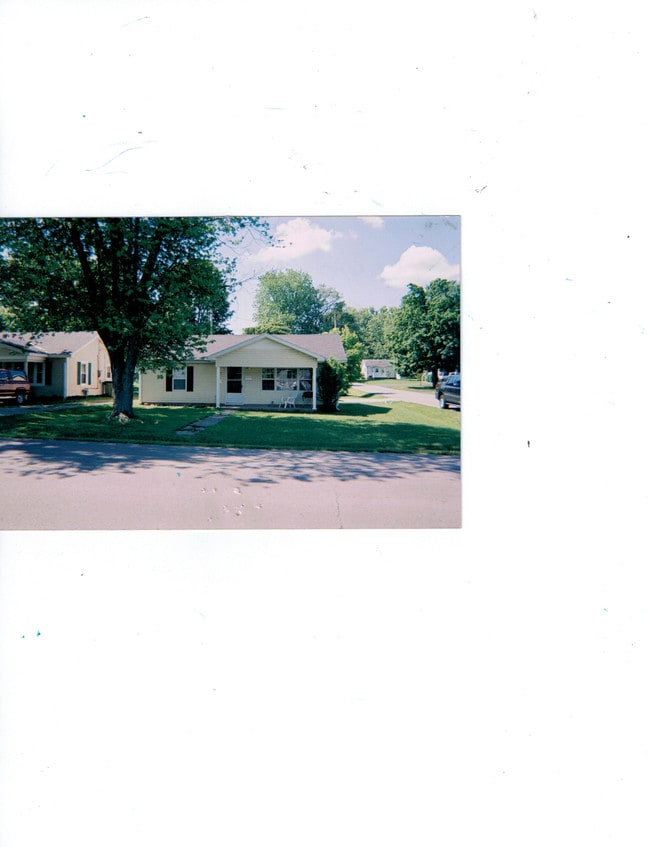 Building Photo - 2415 Richard St Rental