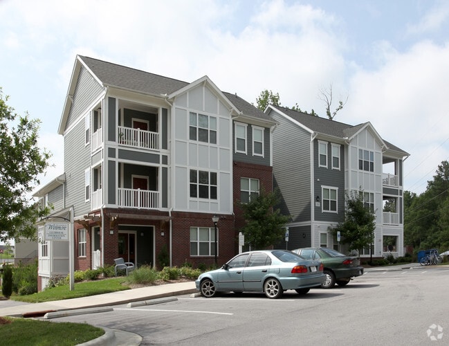 Landings at Winmore Apartments - Landings at Winmore Apartments