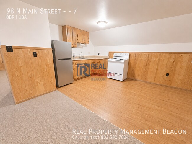Photo - 98 N Main St Unit 7