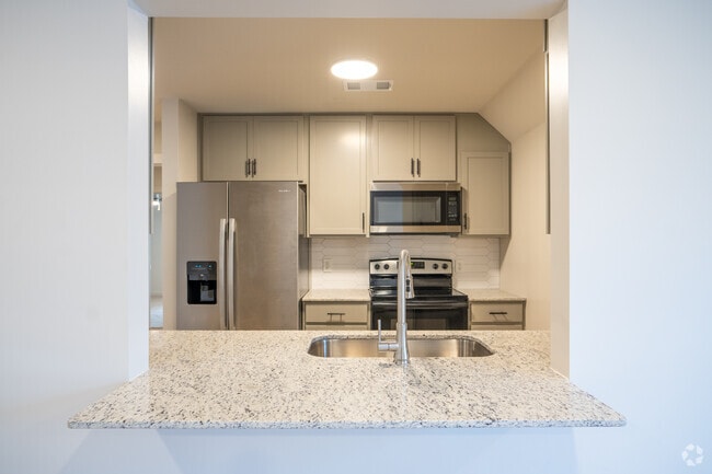 3BR, 2BA - 1,394SF - Kitchen