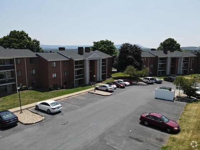 Building Photo - 1112 Blue Ridge Dr Unit 7 Rental